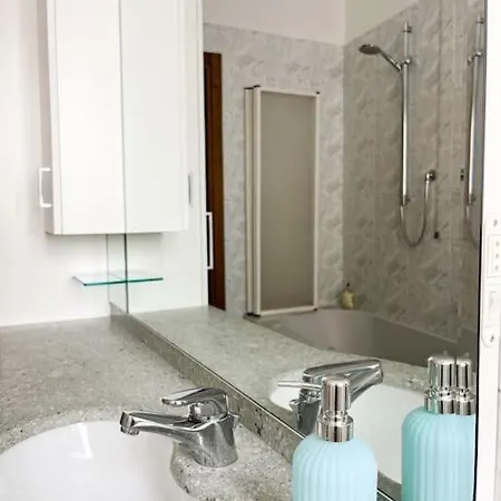 Airport+train Station+center Cozy City Loft Lejlighed *